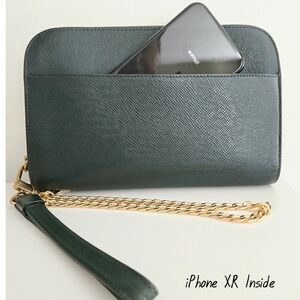 Authentic LOUIS VUITTON LV Orsay Green Epi Pochette Wallet WOC Clutch Traveler